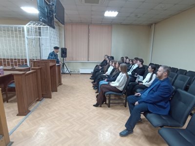 Студенты ЮИ СФУ познакомились с деятельностью судебных приставов