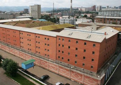 Студенты Юридического института СФУ провели в следственном изоляторе Красноярска социально-правовой десант