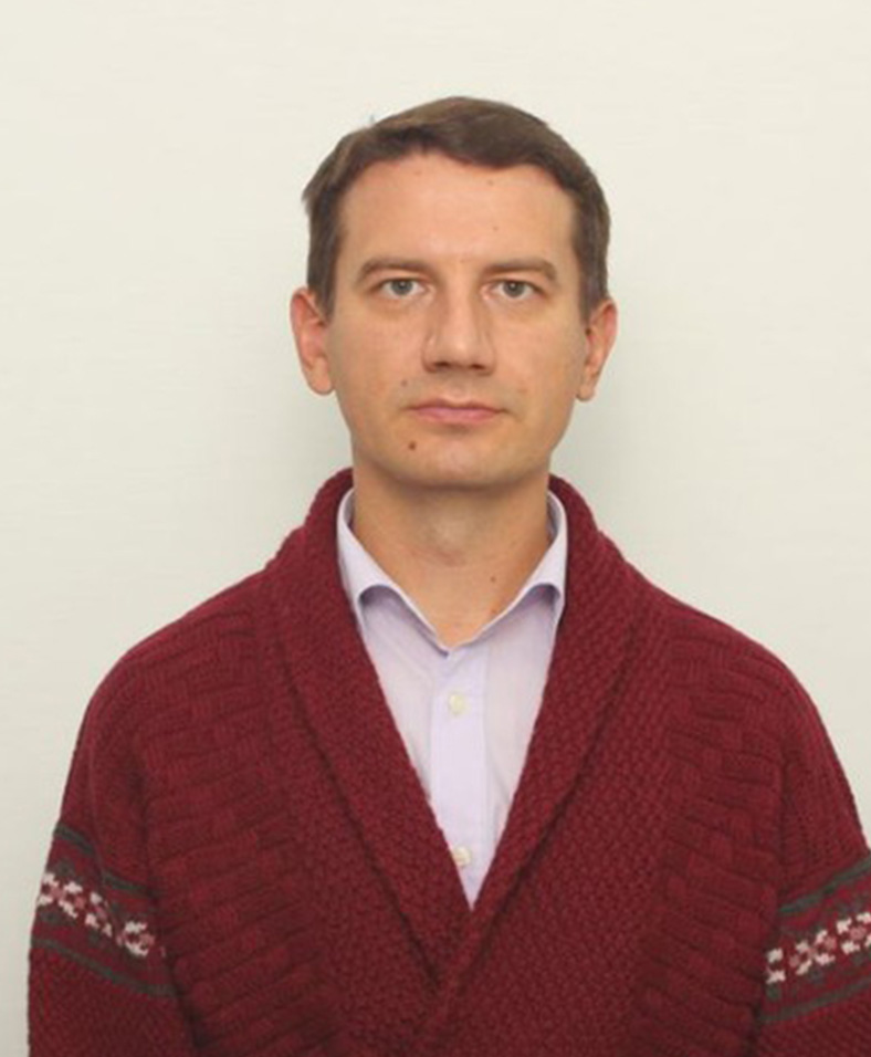 Кархалев Денис Николаевич