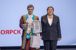 20251209 184841 Antikorruptsionnyi Spektakl fb110