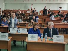 директор_ЮИ_и_губернатор_b9d35.jpg